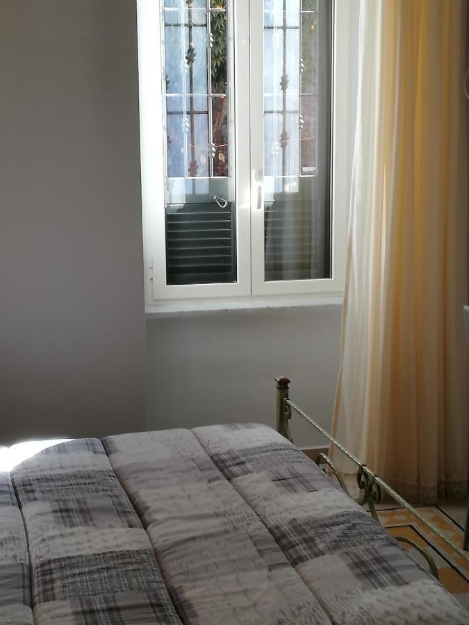 B&B Enjoy Ерколано Екстер'єр фото